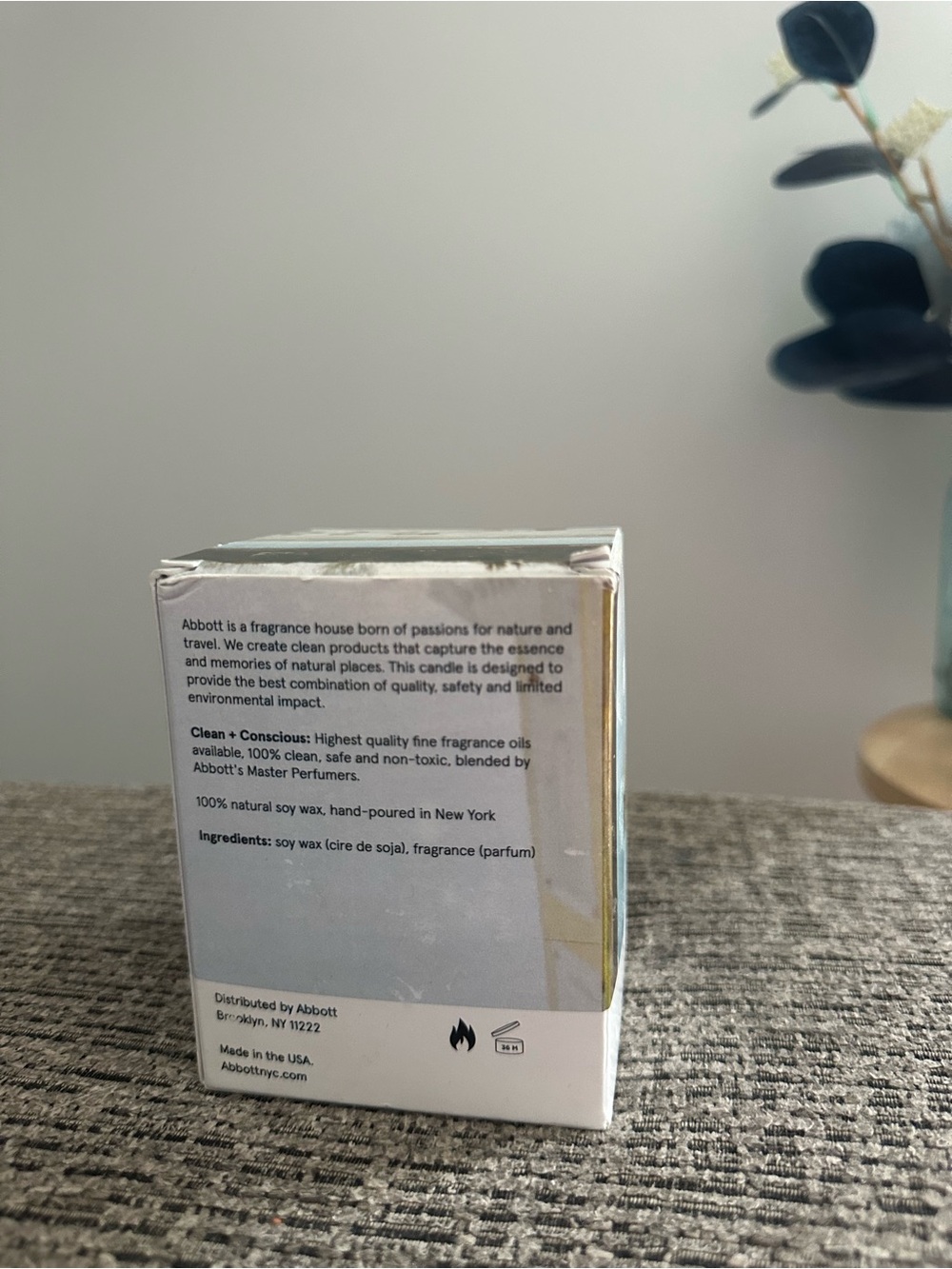 New in Box - Abbott The Cape Scented Candle - Mint Ginger Moss (White) - Picture 5 of 8
